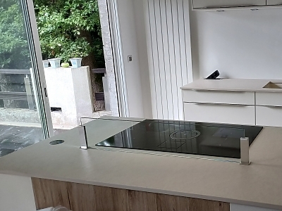 Plan de travail en Dekton Edora en finition mate