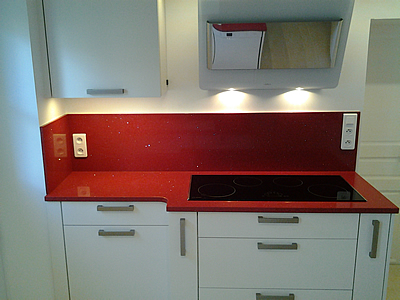 Plan de travail en quartz Silestone Eros Stellar en finition polie