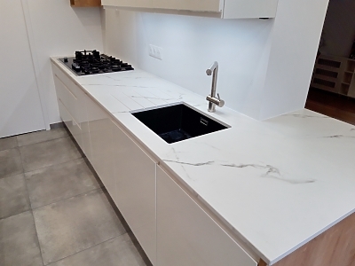 Plan de travail en Dekton Kairos en finition mate