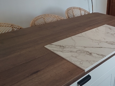 Plan de travail en Dekton Tundra 22 en finition polie